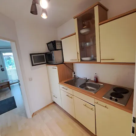 Im Herzen Von Mit Schlossberg Blick Грац