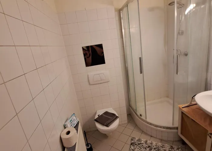 Im Herzen Von Mit Schlossberg Blick غراتس